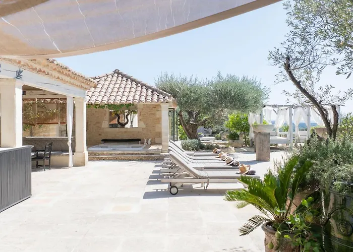 Fcd17 - Breathtaking Luxury Domaine In The Heart Of The Provence *
