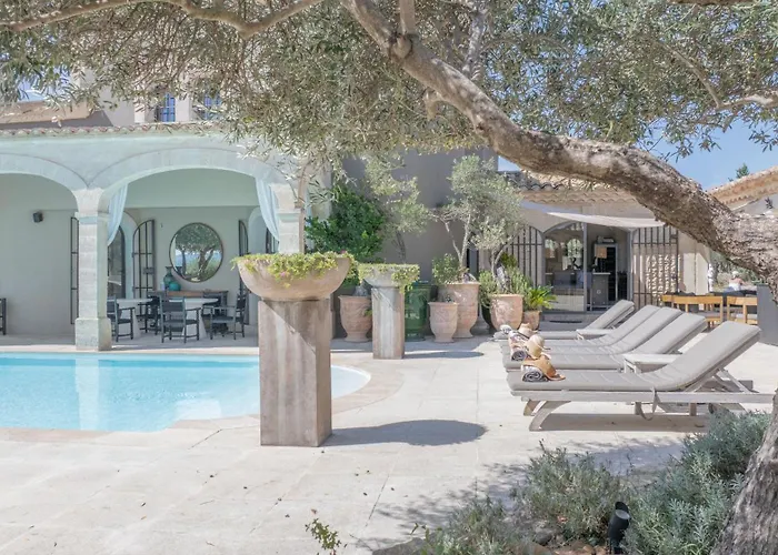 Fcd17 - Breathtaking Luxury Domaine In The Heart Of The Provence * Castillon-du-Gard