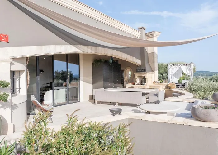 Fcd17 - Breathtaking Luxury Domaine In The Heart Of The Provence *