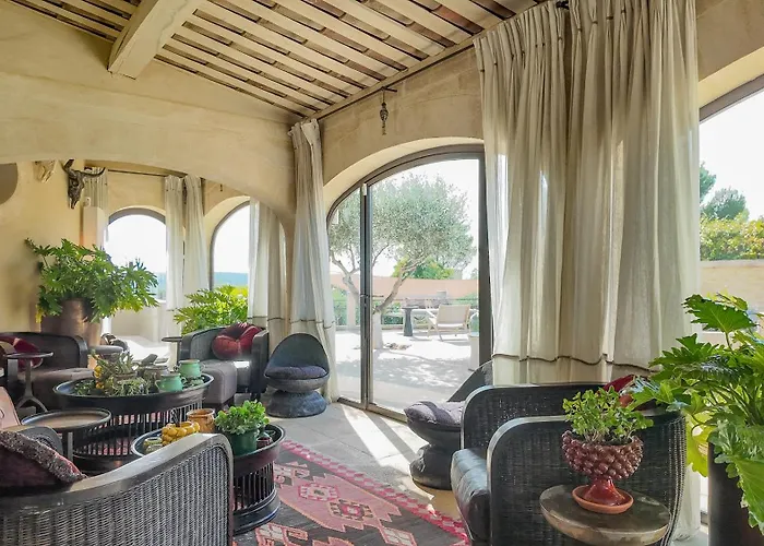 Fcd17 - Breathtaking Luxury Domaine In The Heart Of The Provence